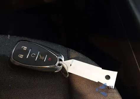 2018 Chevrolet Equinox Lt z USA, uszkodzony, nr VIN 2GNAXJEV6J6104731